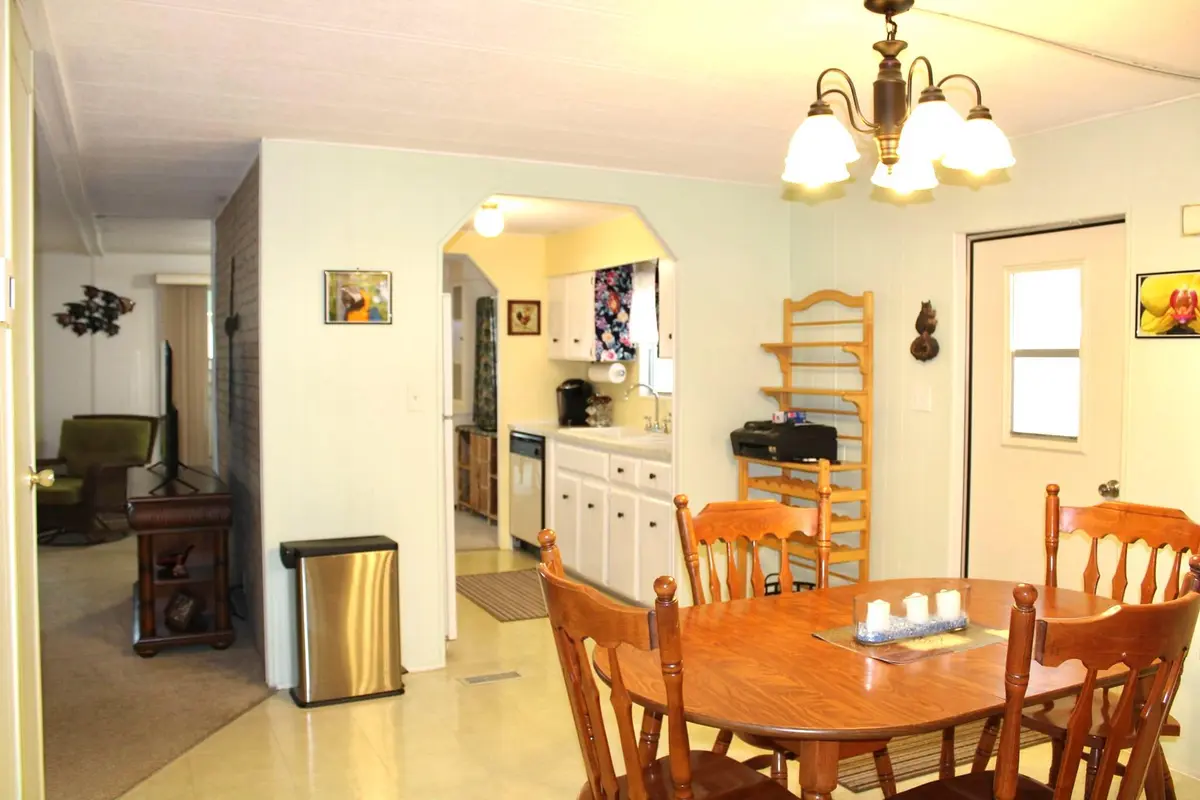 Dining rm 2 at 164 Camino Del Rio, Port St. Lucie