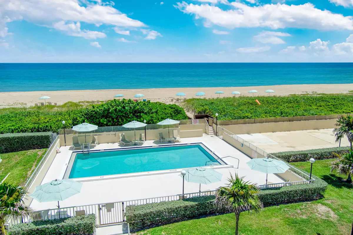 27-web-or-mls-MAX_0211JS at 2565 S Ocean Boulevard 324-325, Palm Beach