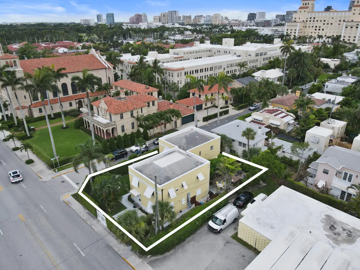 172NCountyRdAerial_02a at 172 N County Road, Palm Beach