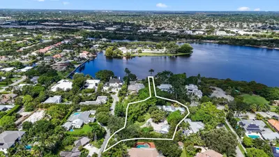 920 Hibiscus Lane, Delray Beach – Single Family Residence for sale