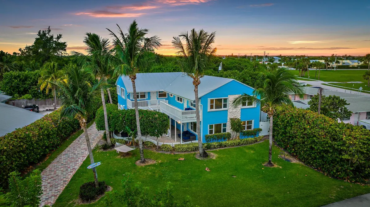 2507 N Ocean Dr -3 (1) at 2507 N Ocean Drive, Hutchinson Island