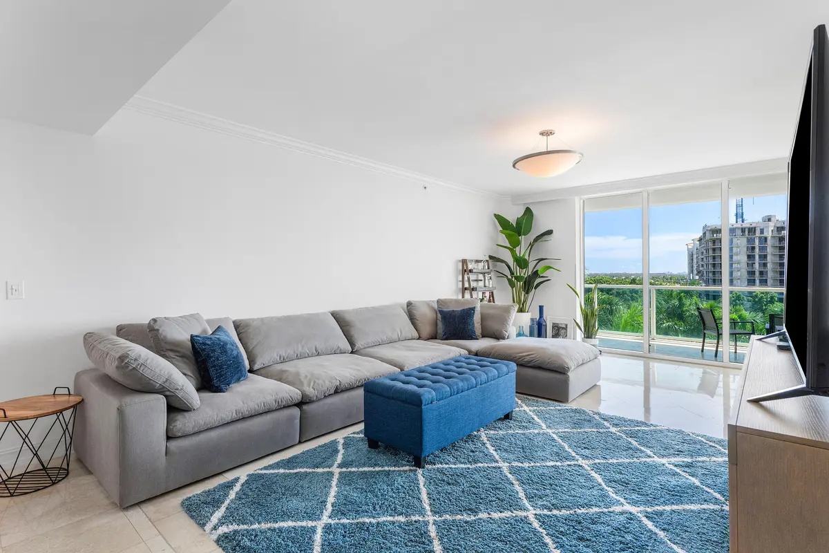 005-550SoutheastMiznerBoulevard-B707-Boc at 550 SE Mizner Boulevard B-707, Boca Raton
