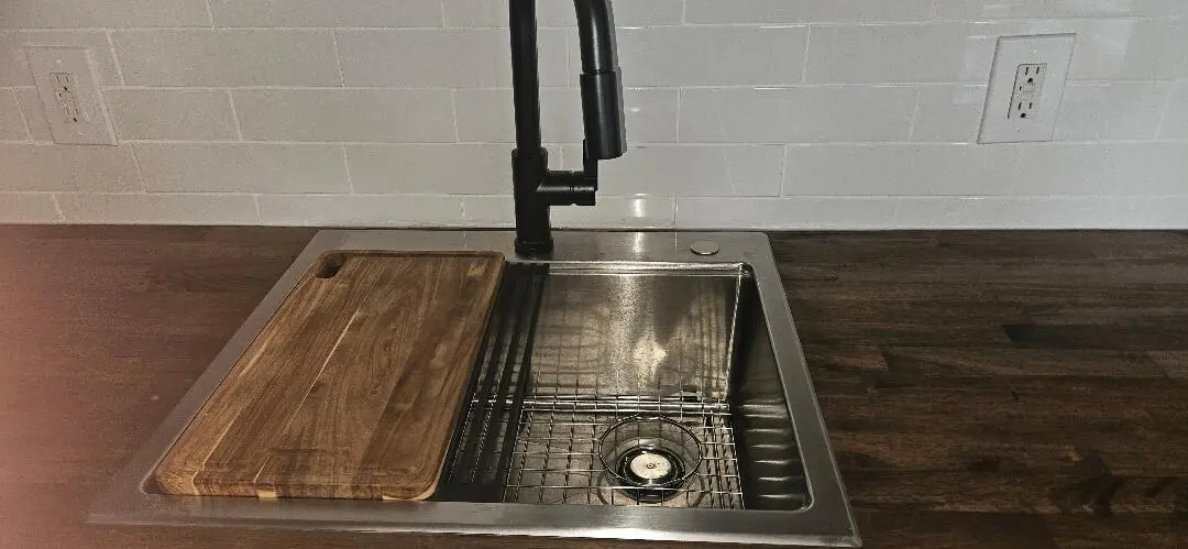 new sink at 880 W Horizons 111, Boynton Beach
