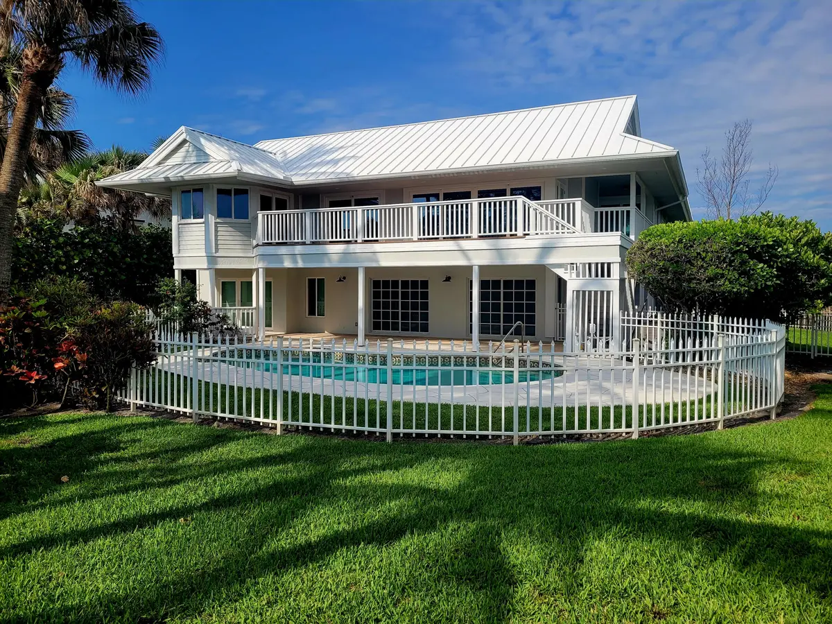 162 NBR - Front at 162 N Beach Road, Jupiter Island