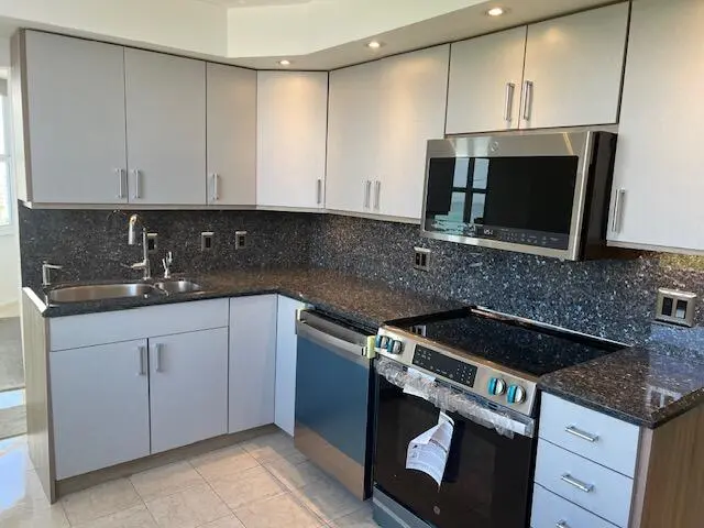 KITCHEN at 3407 S Ocean Boulevard 10d, Highland Beach