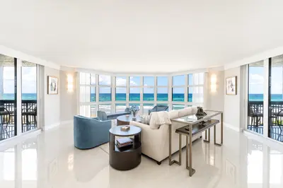 1155 Hillsboro Mile 207, Hillsboro Beach – sold