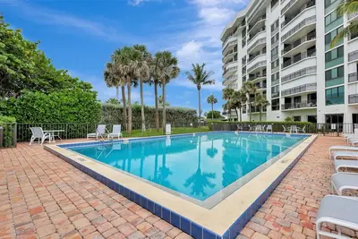 2800 N Highway A1a 201, Hutchinson Island – sold