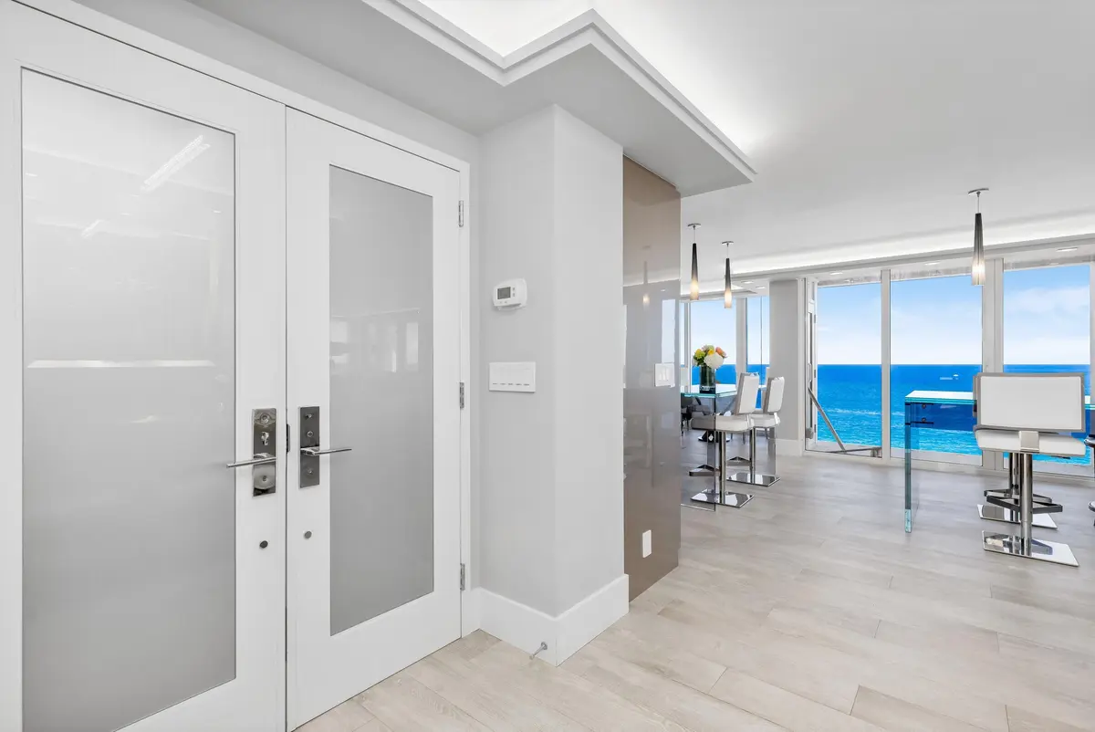 Foyer at 2800 S Ocean Boulevard 18-F, Boca Raton