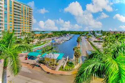100 NE 6th Street 505, Boynton Beach – Condominium for sale