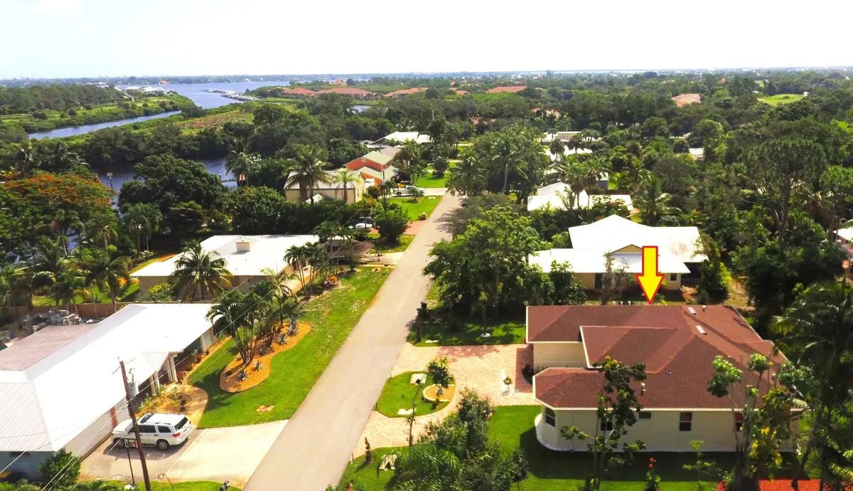Ocean View 1 at 567 SW Hidden River Avenue, Palm City