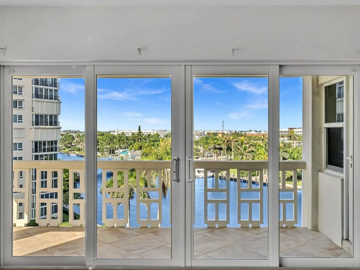Family Room View at 1000 Lowry Street 7f, Delray Beach