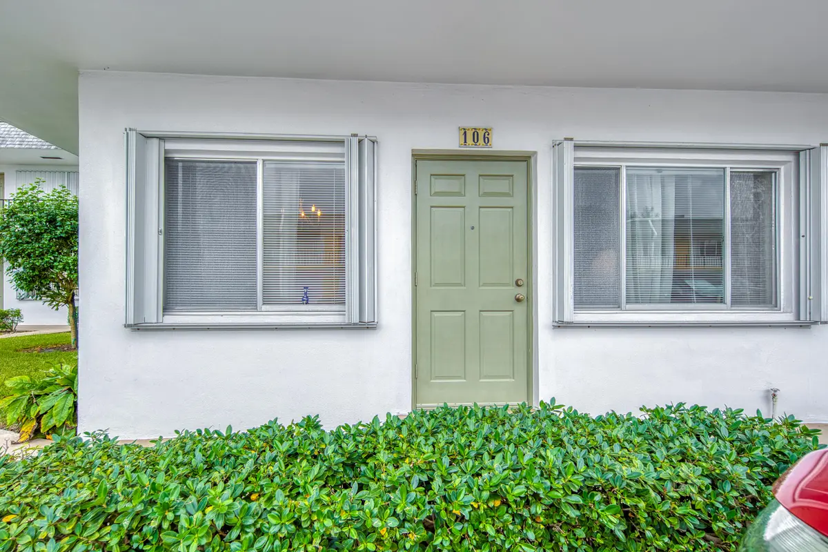 4R7A7677_hdr at 3040 Lake Osborne Drive 106, Lake Worth Beach