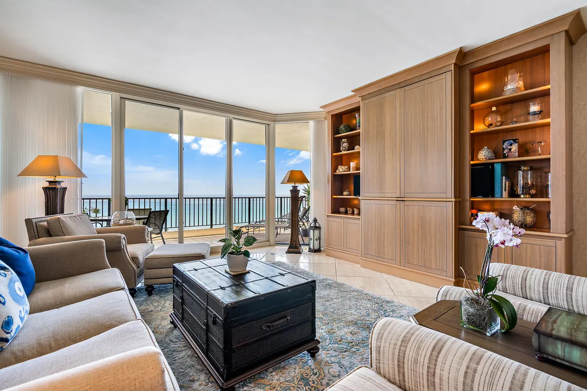 Family Room at 800 Ocean Drive 1004, Juno Beach