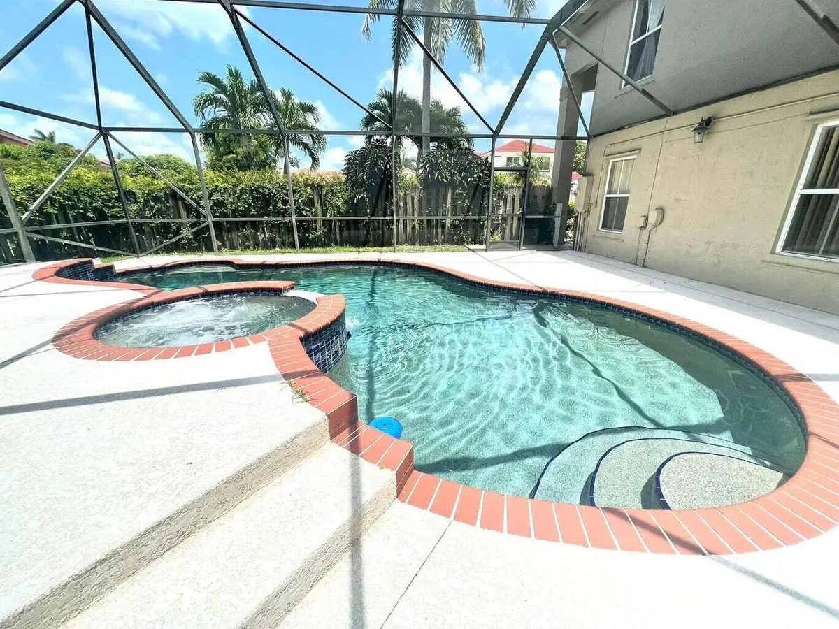 20220801154616566231000000-o at 3123 Sunset Lane, Margate