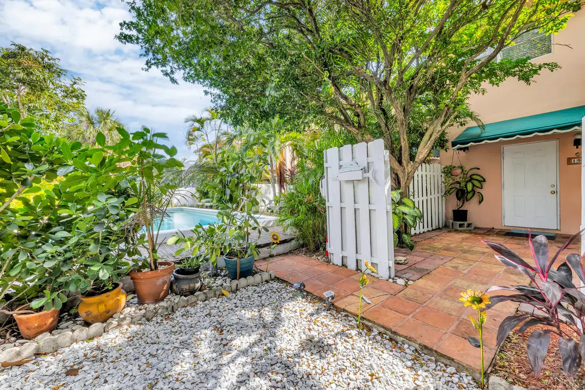 View of front at 1912 NE 6th Street, Deerfield Beach