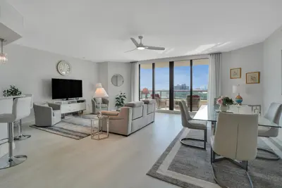 3620 Gardens Parkway 802b, Palm Beach Gardens – Condominium for sale