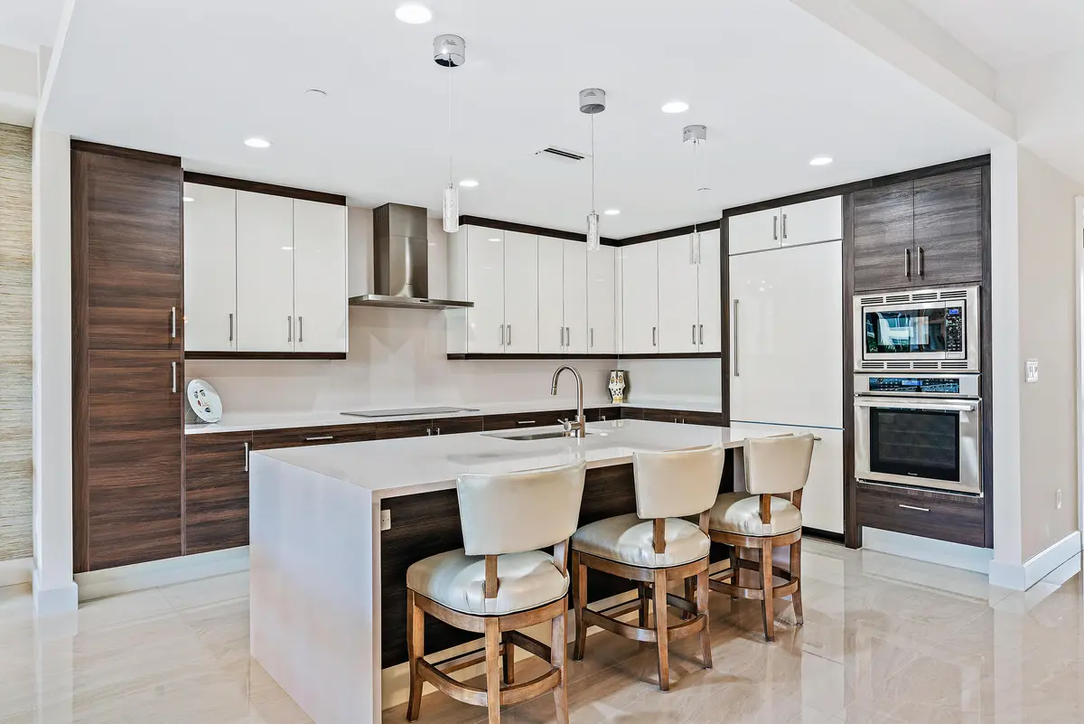 Kitchen at 2700 Donald Ross Road 402, Palm Beach Gardens