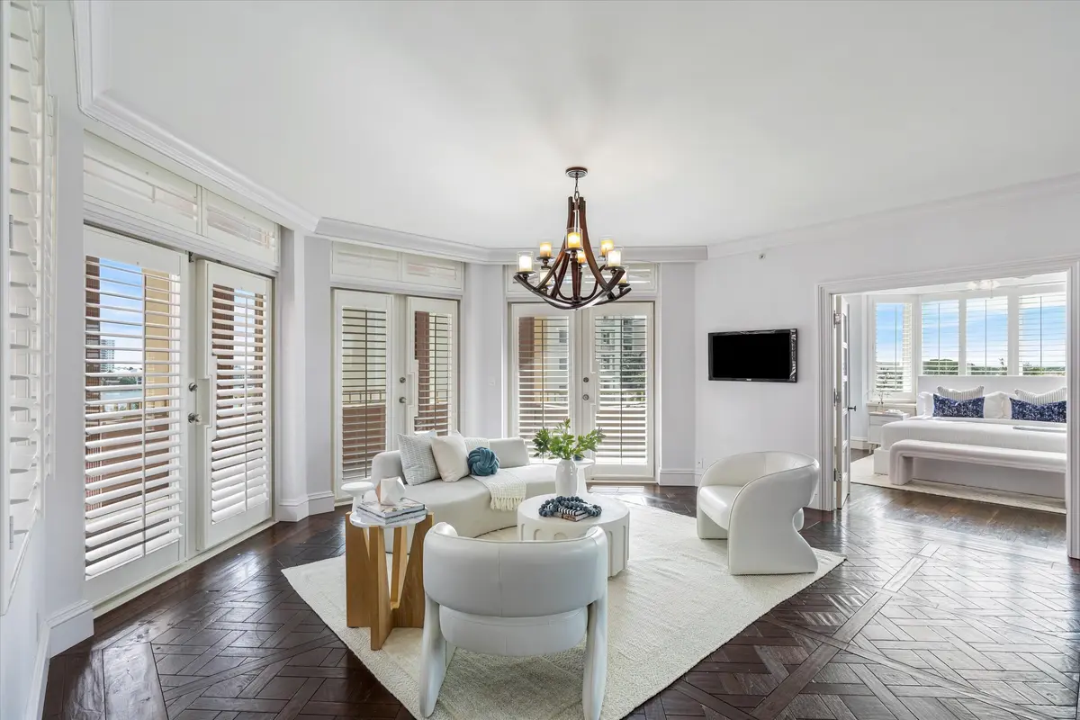 Living Room at 300 SE 5th Avenue 6140, Boca Raton