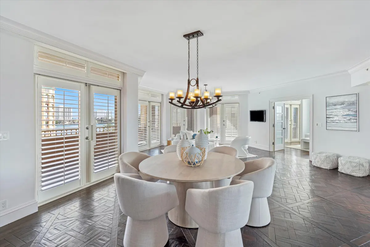Dining Room at 300 SE 5th Avenue 6140, Boca Raton