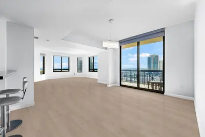 801 S Olive Avenue 1105, West Palm Beach – sold