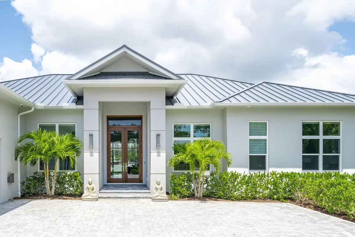 6-web-or-mls-3937 Indian River Dr E7 at 3937 Indian River Drive, Vero Beach