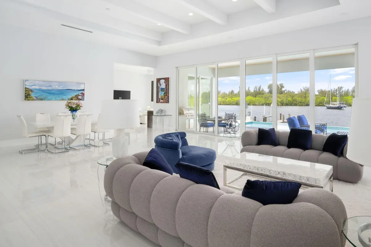 5-web-or-mls-3937 Indian River Dr-7 at 3937 Indian River Drive, Vero Beach