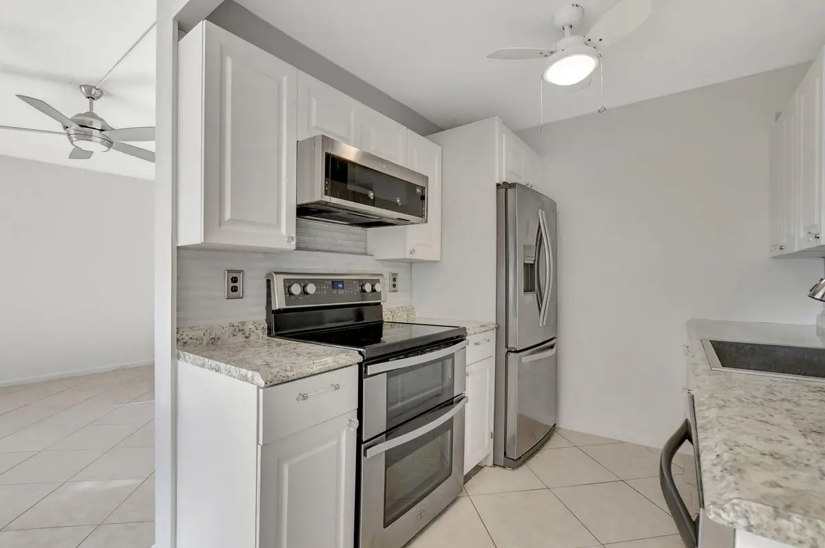 Kitchen at 4064 Newport Q 4064, Deerfield Beach