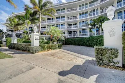 100 Royal Palm Way G3, Palm Beach – sold