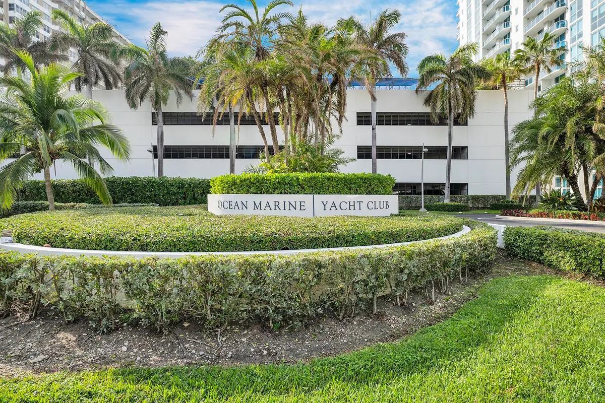 Sign at 1945 S Ocean Drive 702, Hallandale Beach