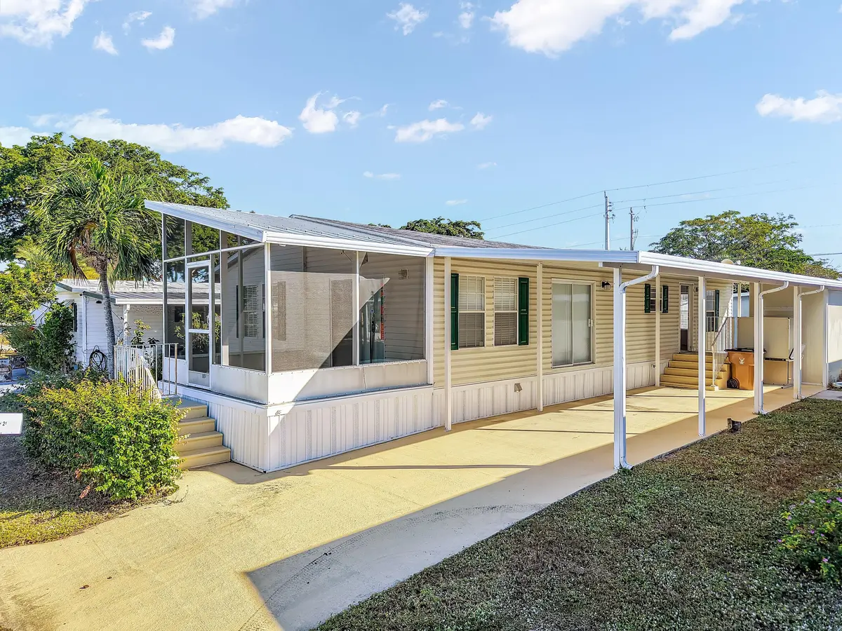 2RQgFNn6 at 4920 NW 2nd Terrace, Pompano Beach