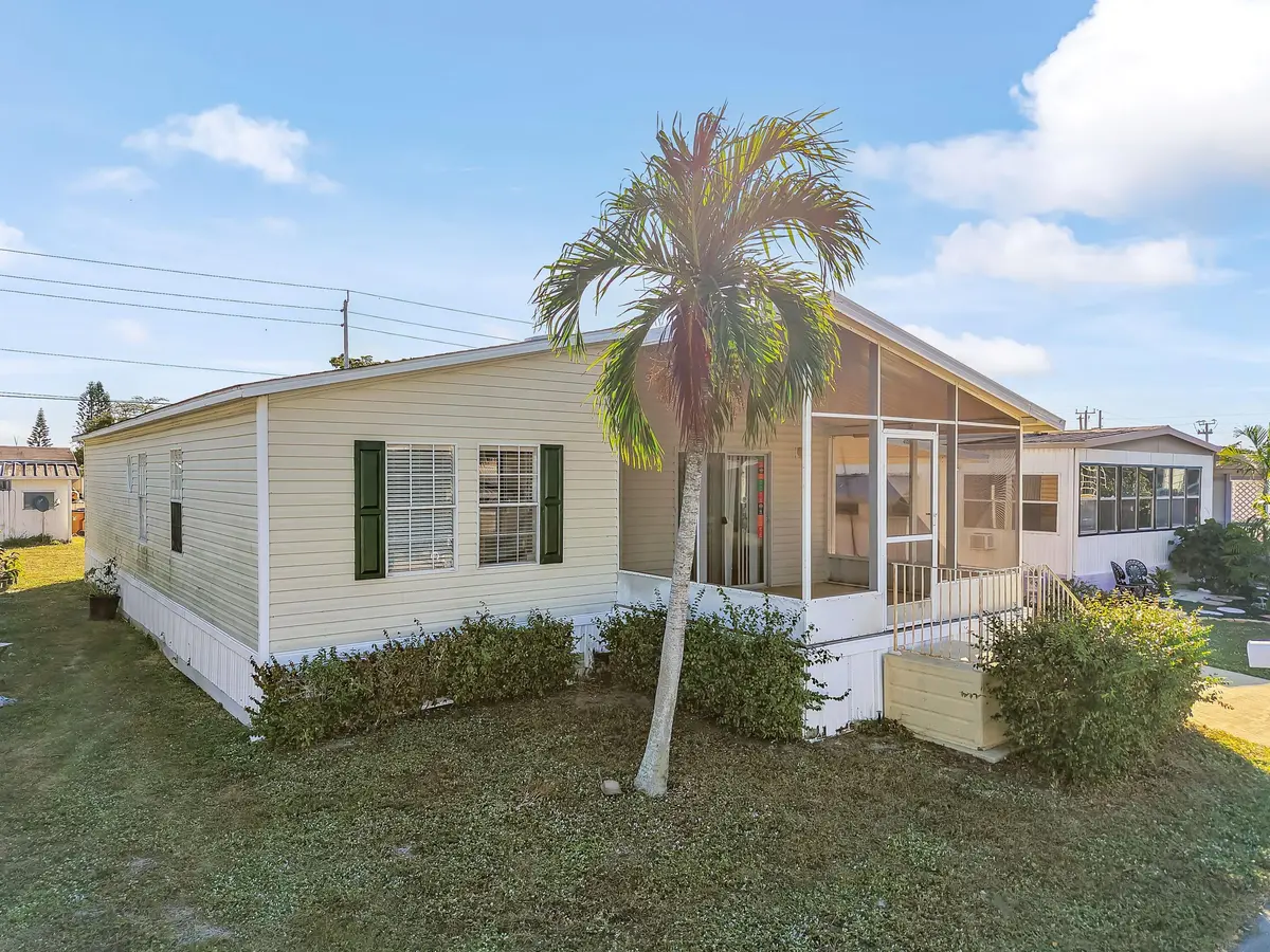 TgR5J9Yz at 4920 NW 2nd Terrace, Pompano Beach