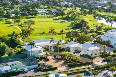200 Little Club Road 10, Gulf Stream – Condominium for sale