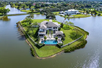10527 El Paraiso Place, Delray Beach – Single Family Residence for sale
