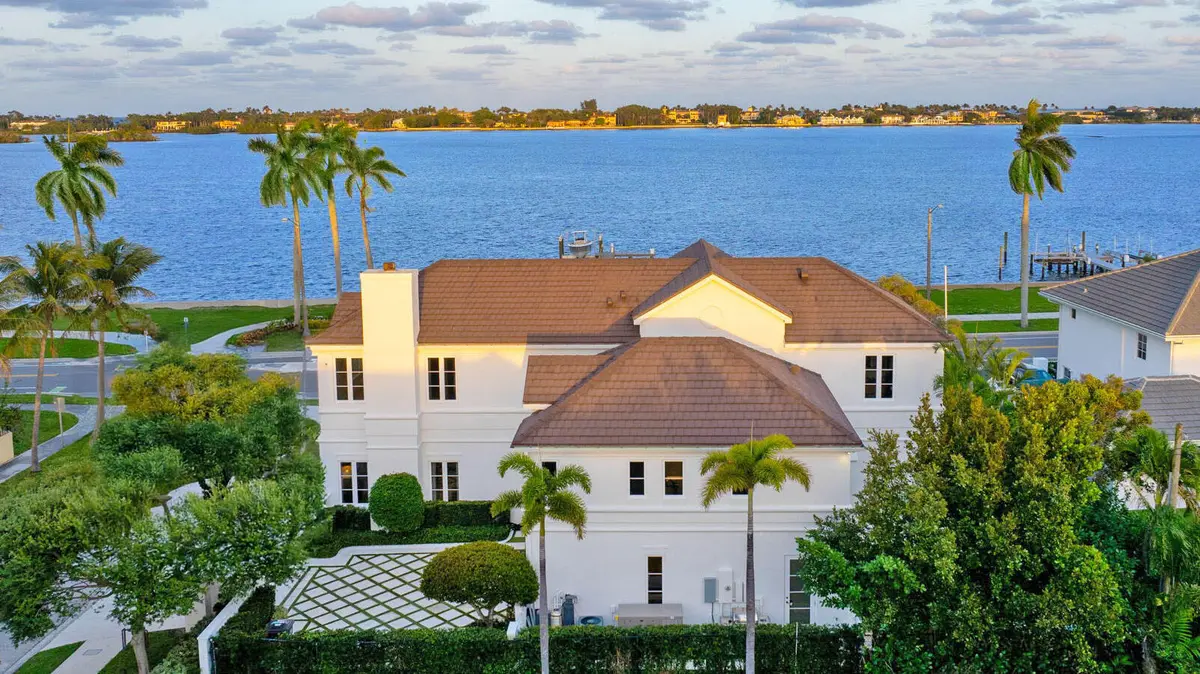 Aerial East Facing at 5501 S Flagler Drive, West Palm Beach