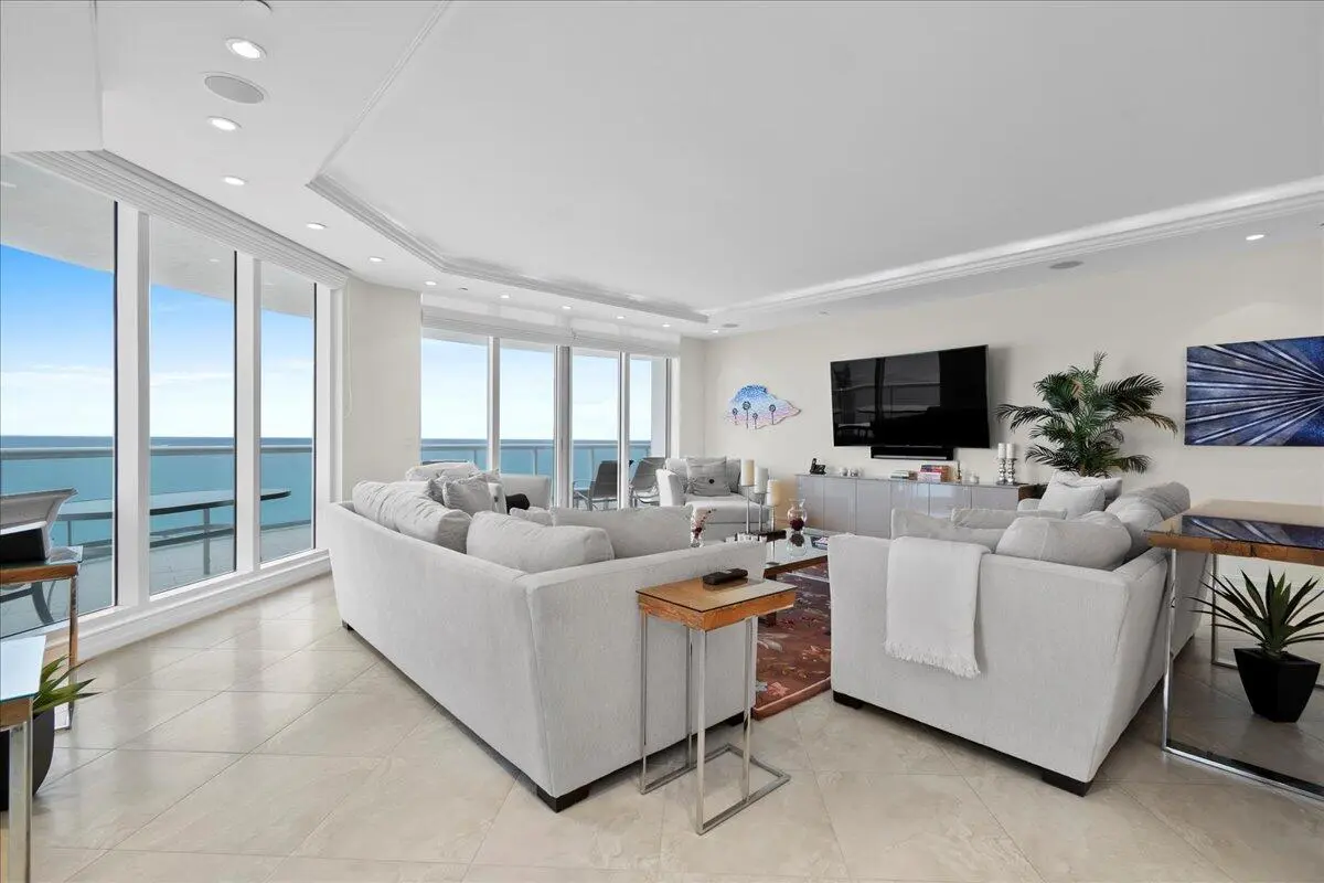 11-JLC_2826 at 4600 N Ocean Drive 701, Singer Island