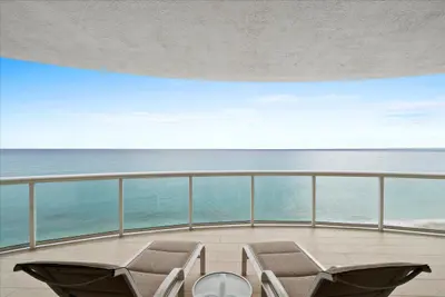 4600 N Ocean Drive 701, Singer Island – sold