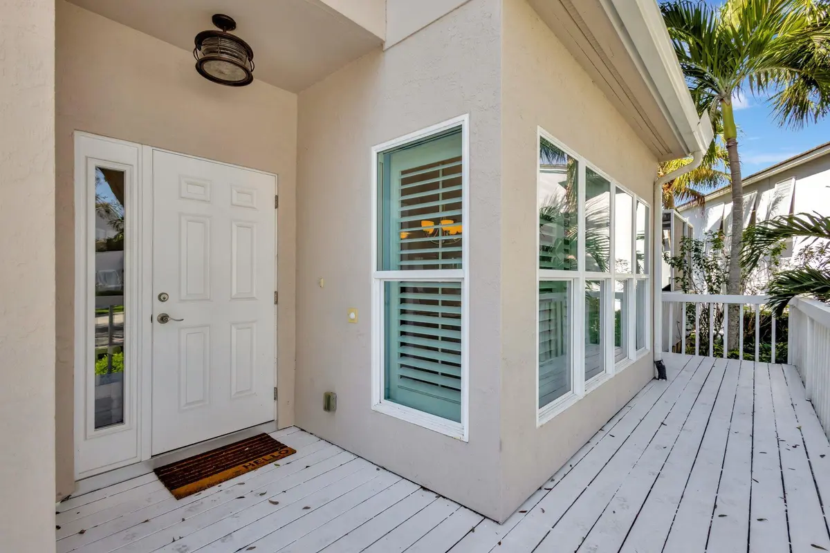 3-web-or-mls-5P1A8583 at 2470 Harbour Cove Drive, Hutchinson Island