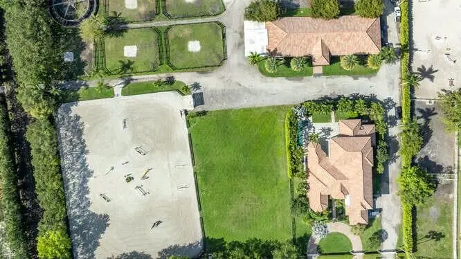 tempImageEmlajz at 14471 Equestrian Way, Wellington