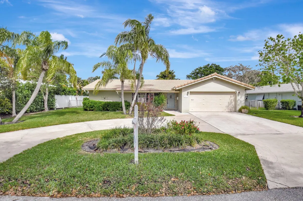 17-web-or-mls-DSC_7093 at 625 Sunshine Drive, Delray Beach