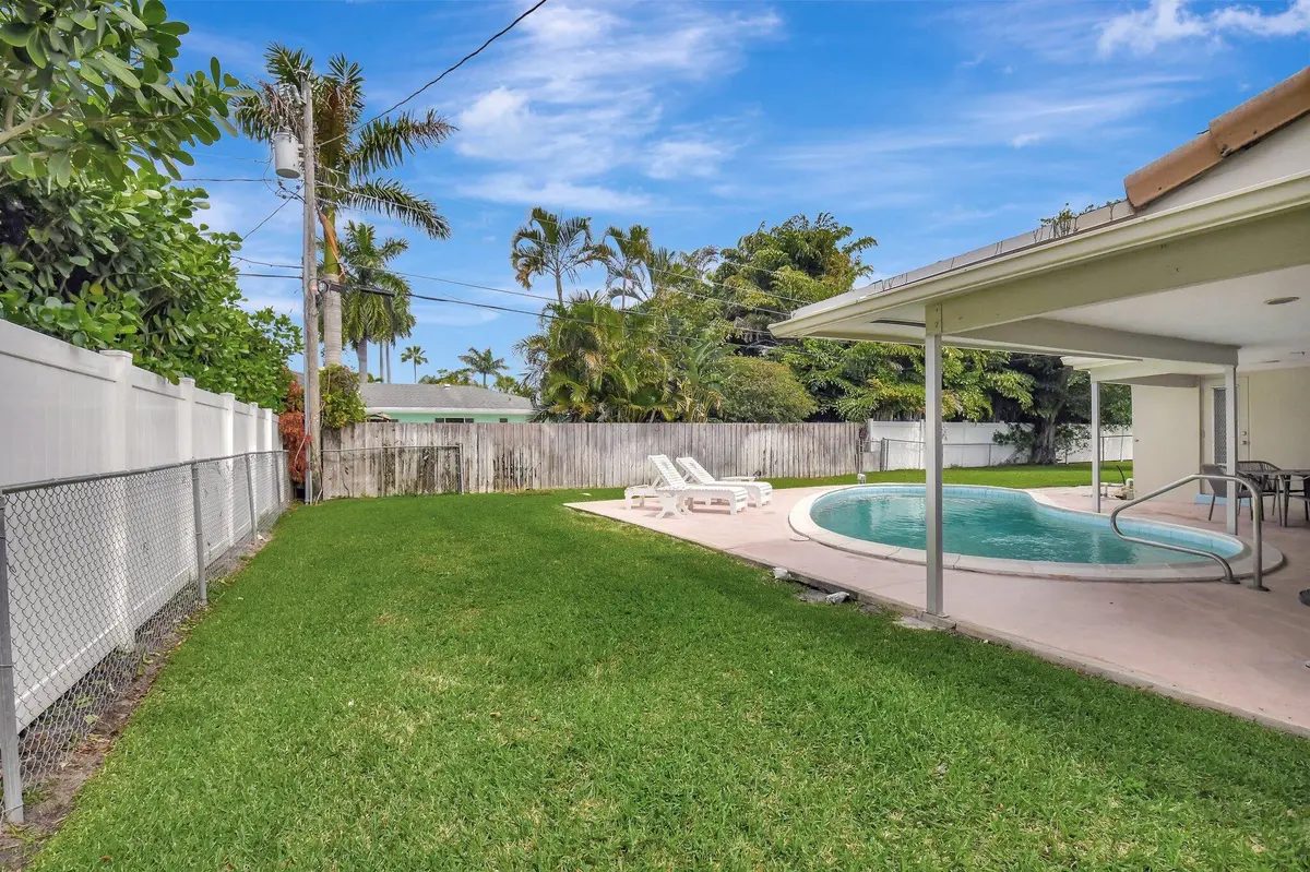 20-web-or-mls-DSC_7128 at 625 Sunshine Drive, Delray Beach