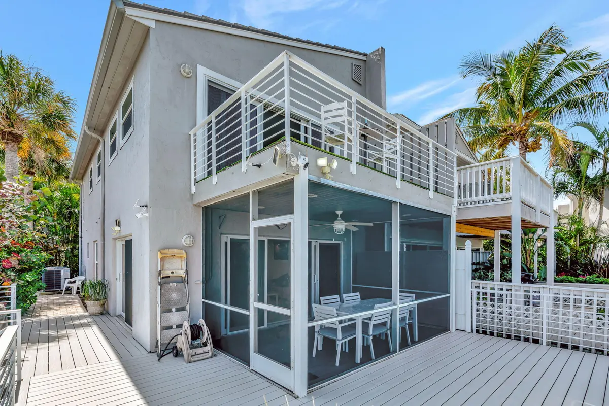 8-web-or-mls-_MLP0408 at 2440 Harbour Cove Drive, Hutchinson Island