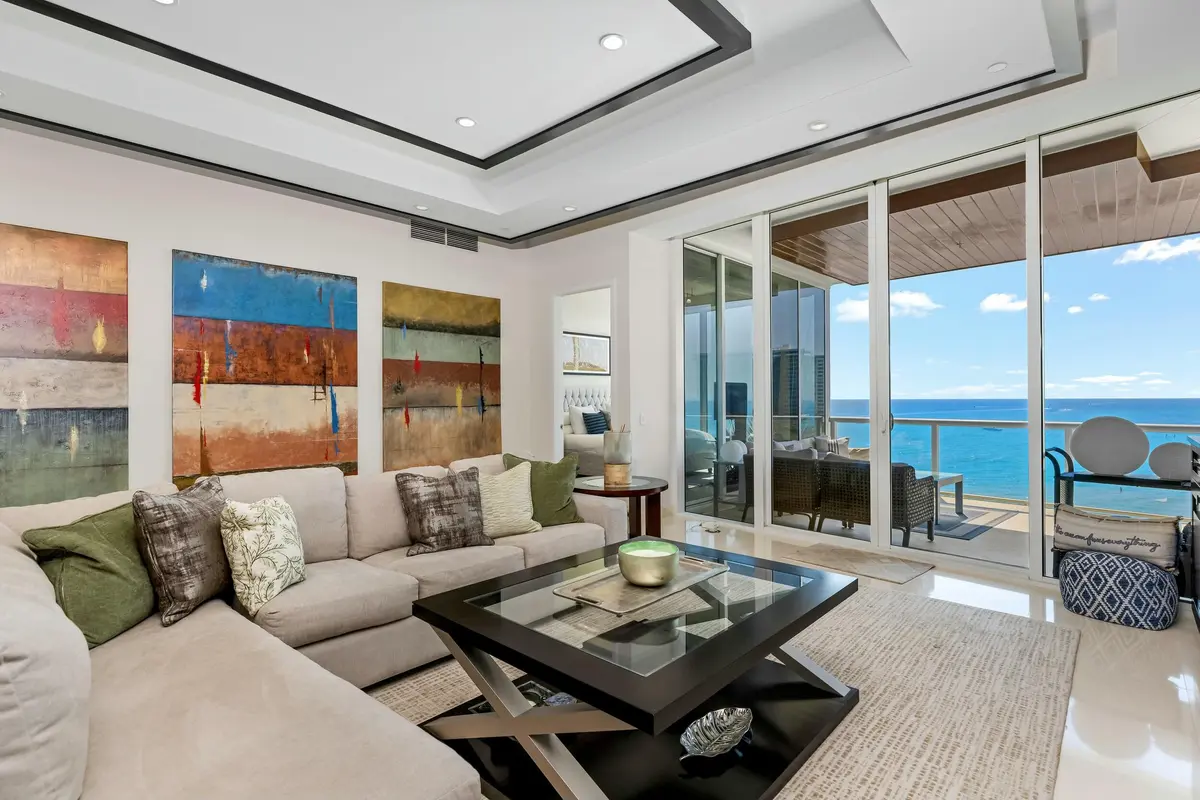 Residence 402 at 1000 S Ocean Boulevard 402, Boca Raton