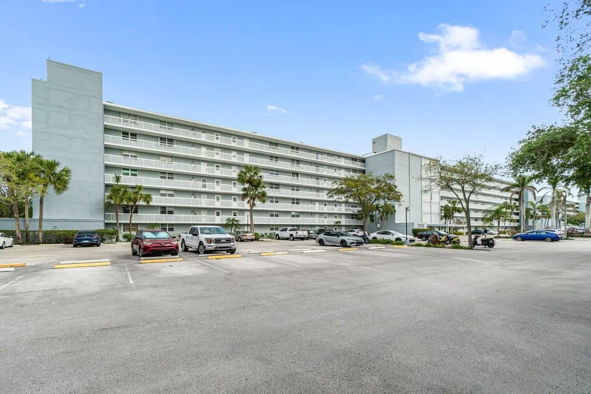 001-5700Northwest2ndAvenue-401-BocaRaton at 5700 NW 2nd Avenue 401, Boca Raton