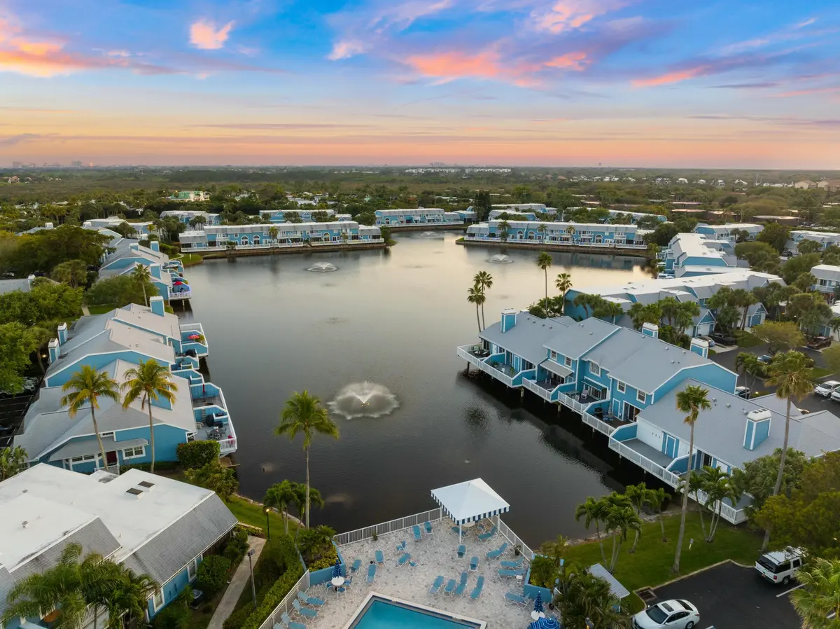 tempImagerfUMiW at 210 Ocean Dunes Circle, Jupiter