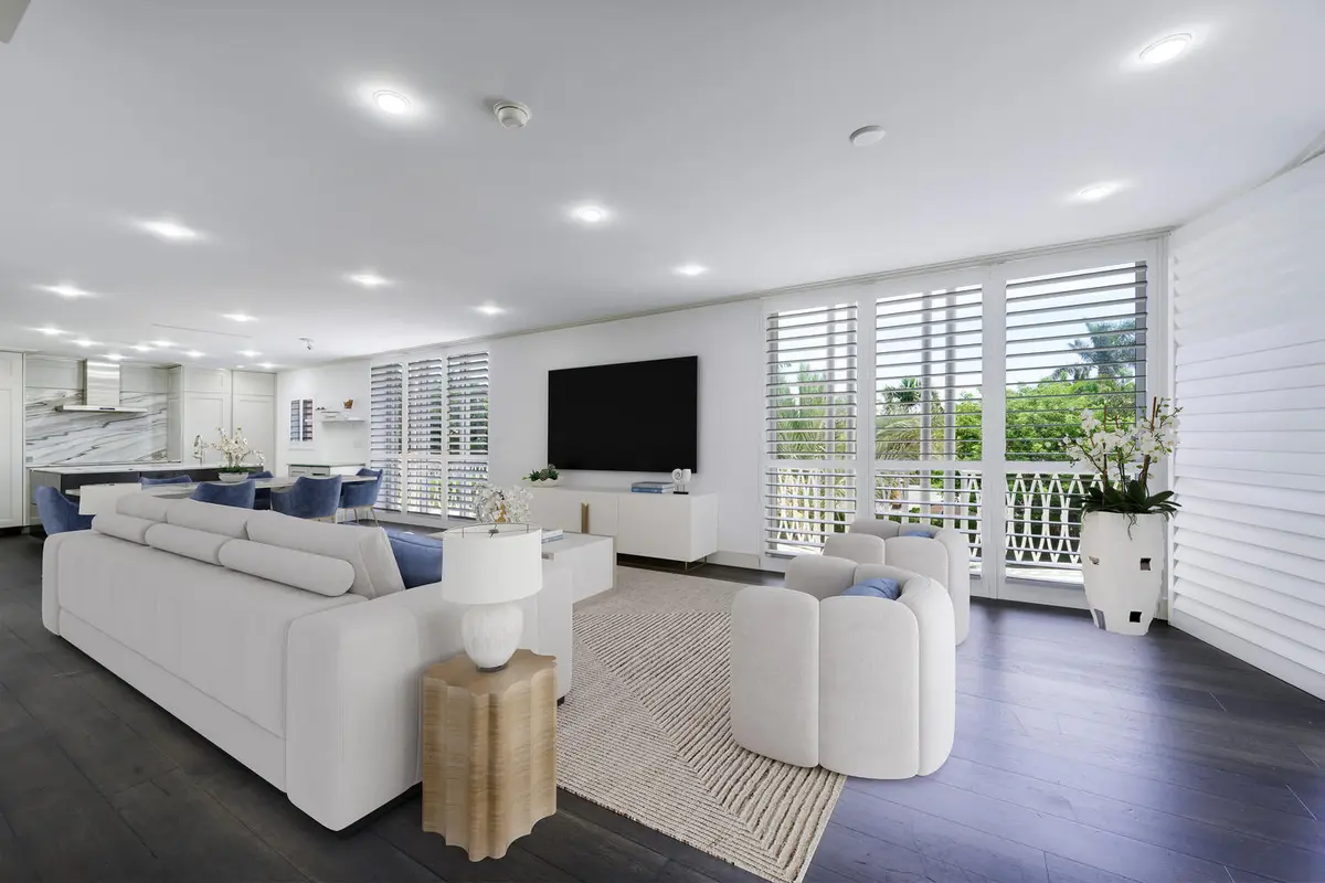 429 Australian Ave Unit 9 Palm-large-024 at 429 Australian Avenue 9, Palm Beach