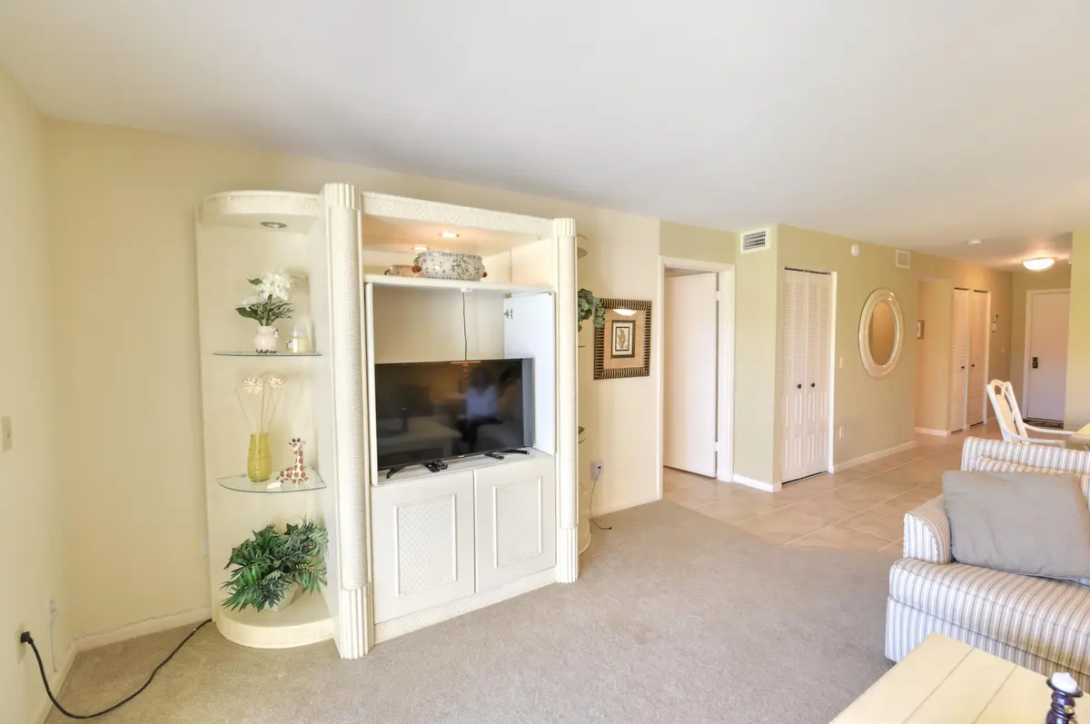 living area 2 at 15 Southport Lane E, Boynton Beach