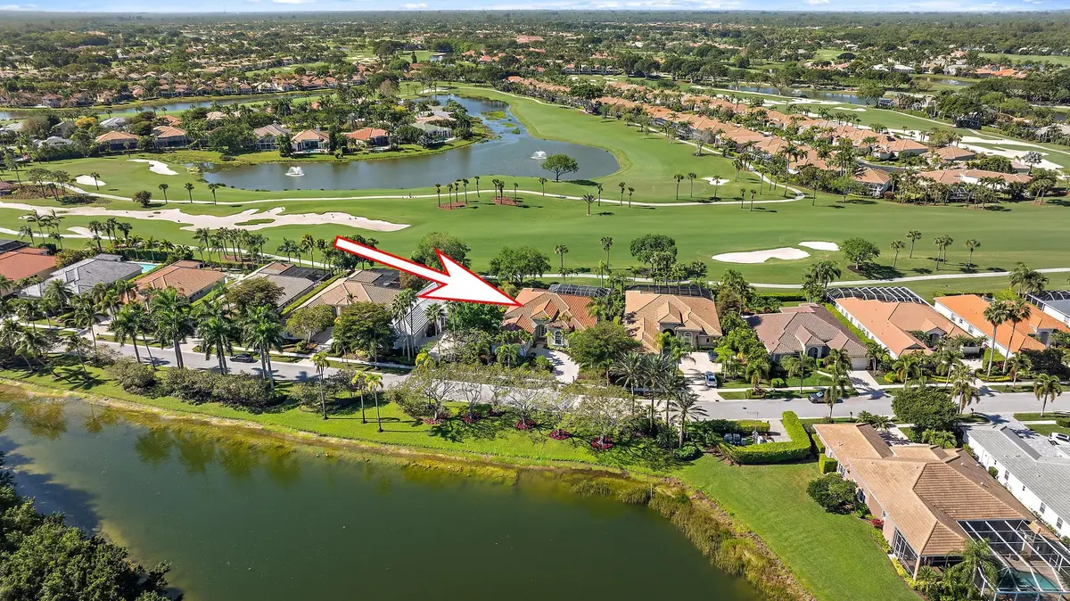 8988 Lakes Blvd. at 8988 Lakes Boulevard, West Palm Beach