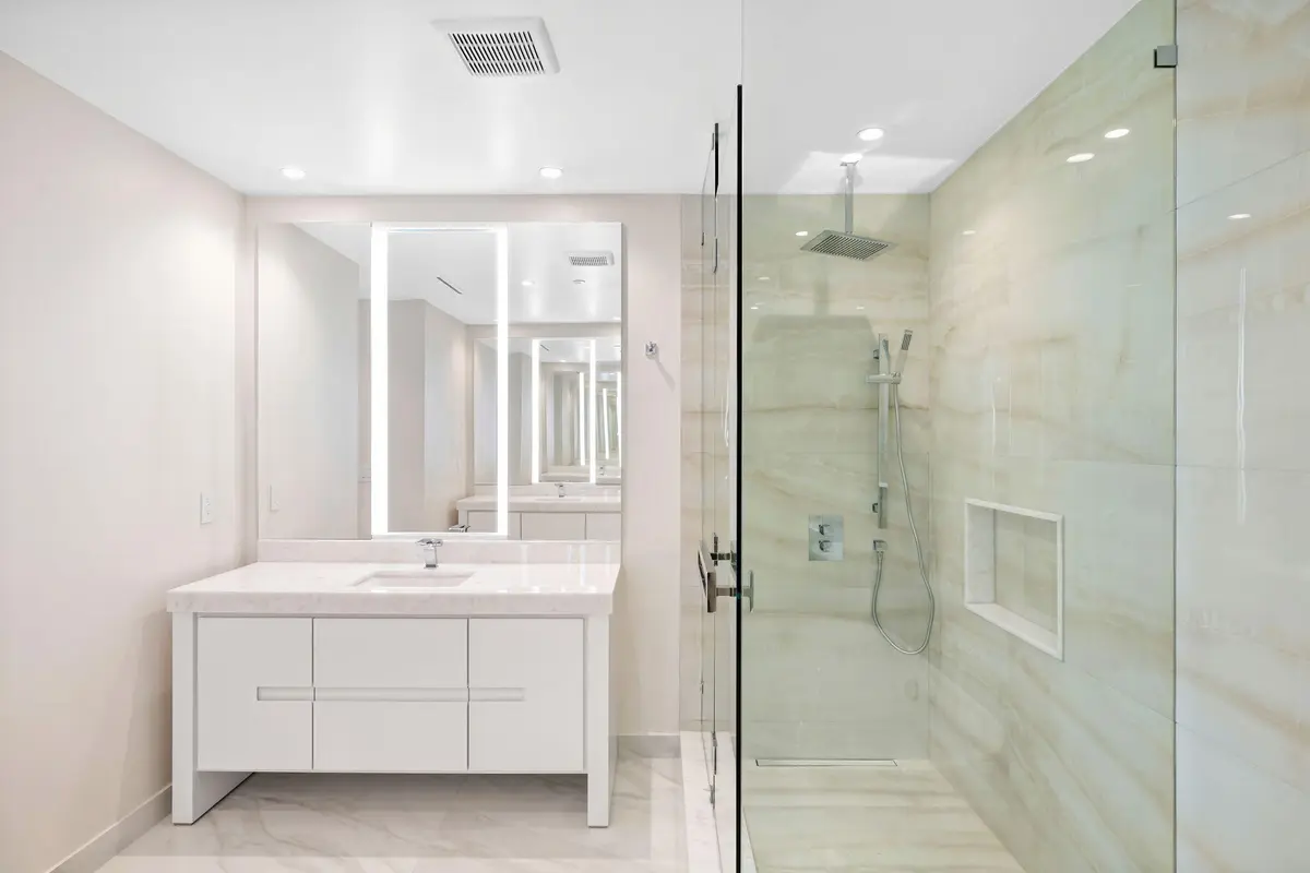 9-web-or-mls-2B7A9543-360 REALTY PHOTOS at 220 SE Mizner Boulevard 418, Boca Raton