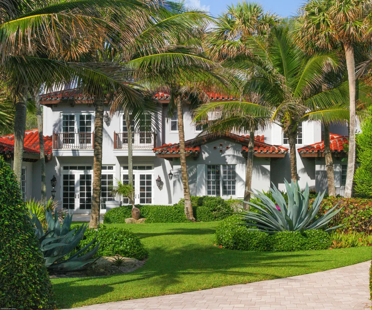 398 South Beach Rd 011 at 398 S Beach Road, Jupiter Island