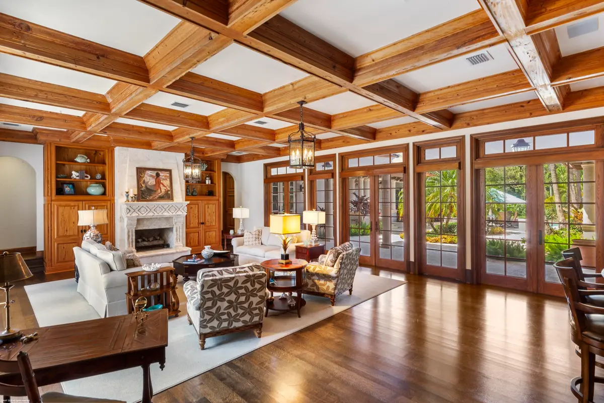 398 South Beach Rd 016 at 398 S Beach Road, Jupiter Island